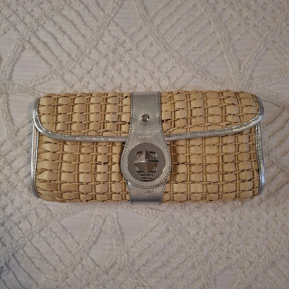 Kate Spade Woven Straw Clutch Bag Beige Silver Metallic Leather Trim Rattan